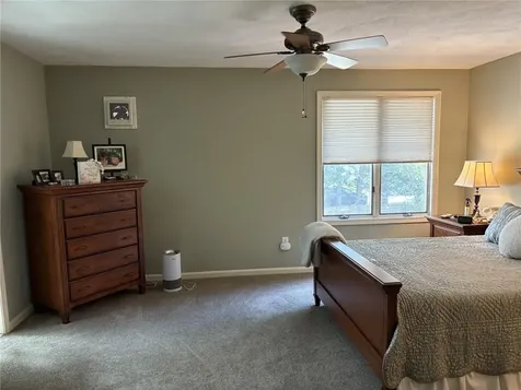 88 Nipmuc Trail North Providence RI 02904