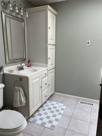 88 Nipmuc Trail North Providence RI 02904