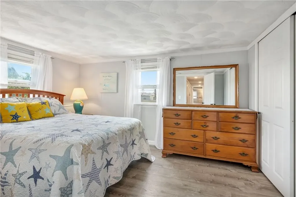 27 Holden Road South Kingstown RI 02879