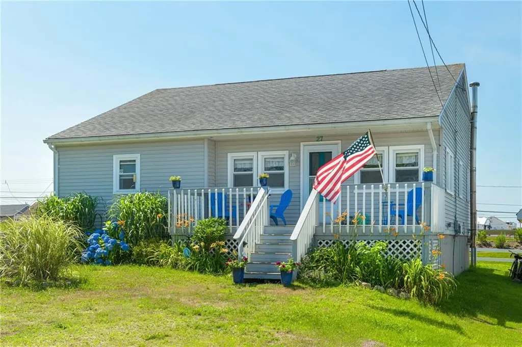 27 Holden Road South Kingstown RI 02879