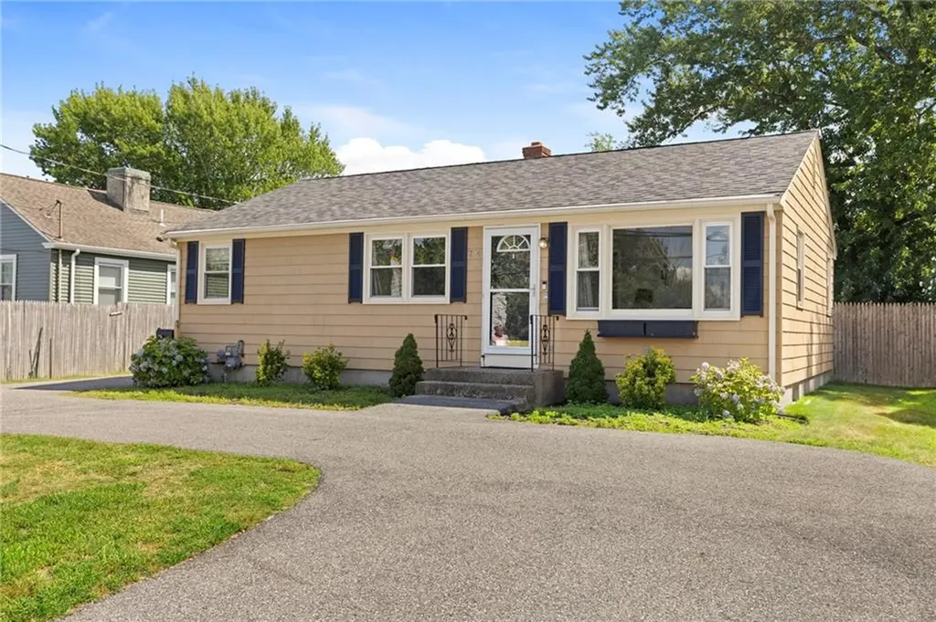 794 Main Avenue Warwick RI 02886