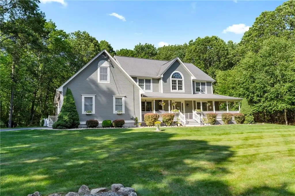 55 Little Pond County Road Cumberland RI 02864