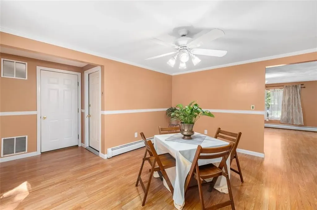 30 Eagle Run Warwick RI 02889