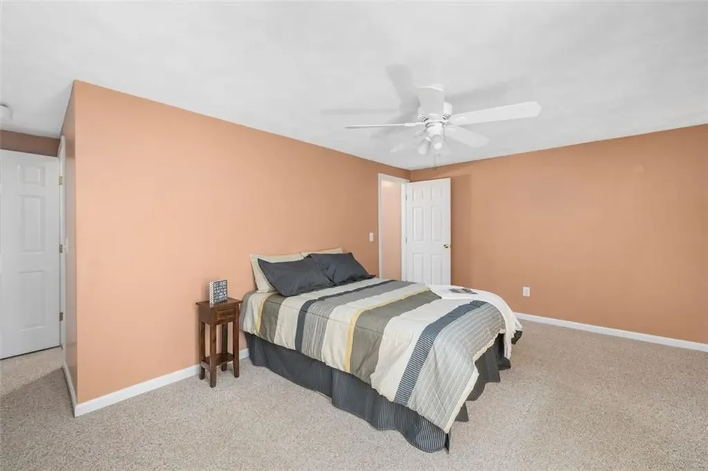 30 Eagle Run Warwick RI 02889