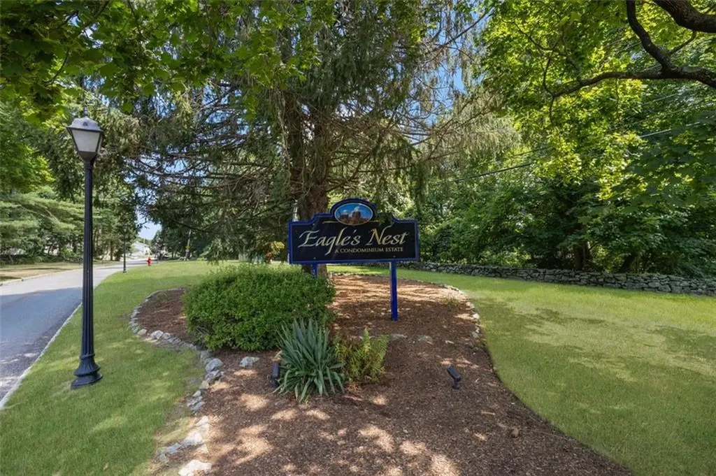 30 Eagle Run Warwick RI 02889