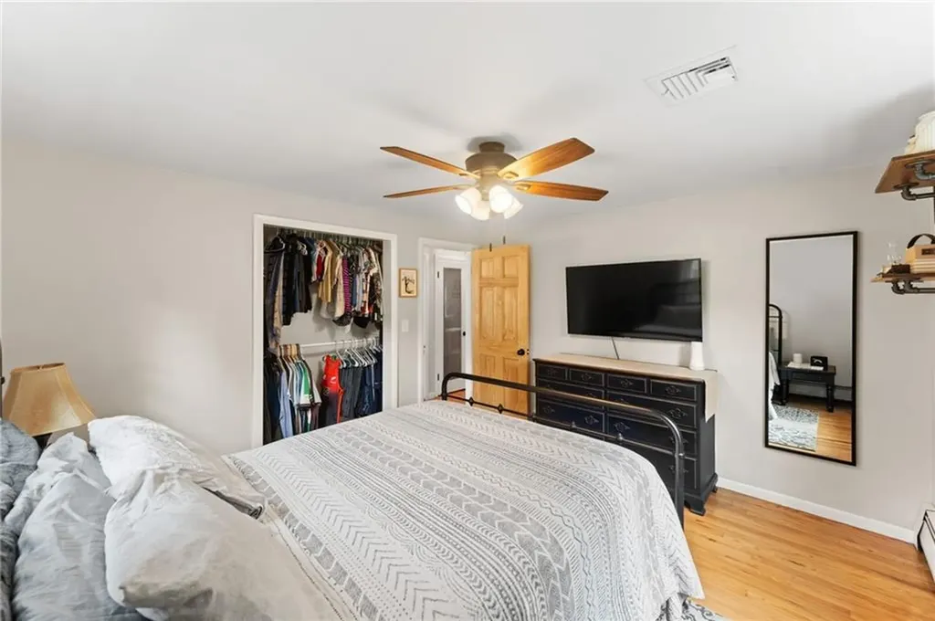103 Everglade Avenue Warwick RI 02886