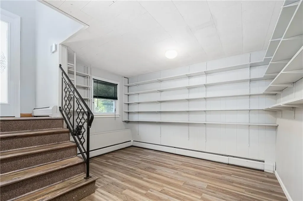 107 Dexterdale Road Providence RI 02906