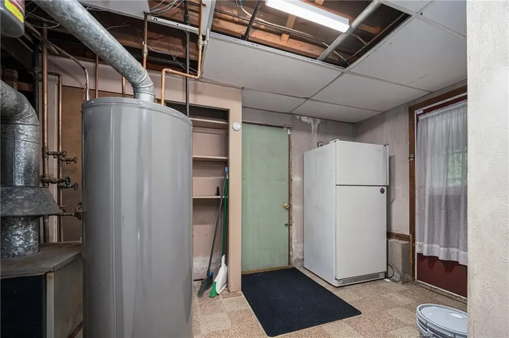 107 Dexterdale Road Providence RI 02906