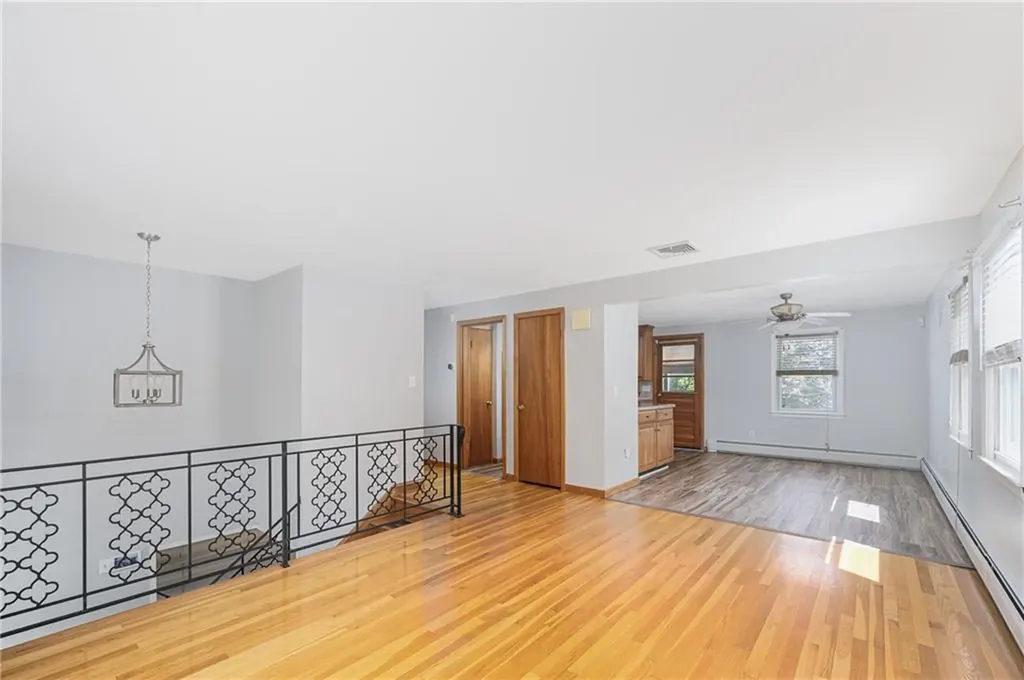 107 Dexterdale Road Providence RI 02906