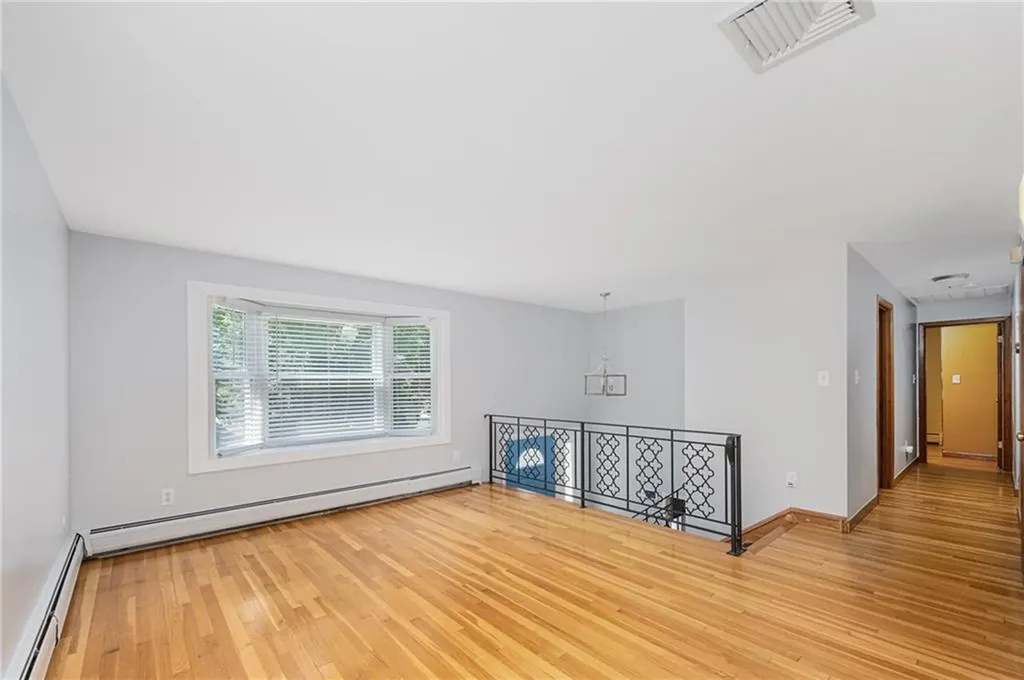 107 Dexterdale Road Providence RI 02906