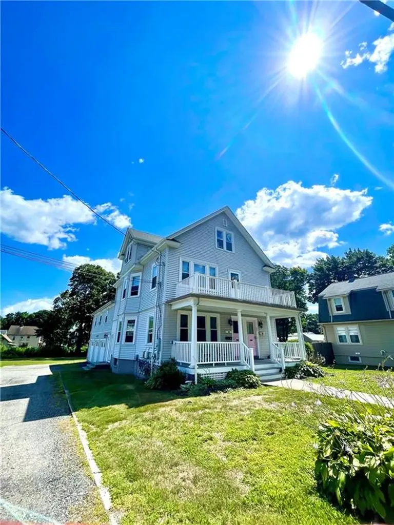 20 North Street Warwick RI 02886