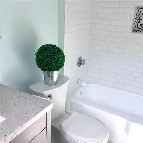 20 North Street Warwick RI 02886