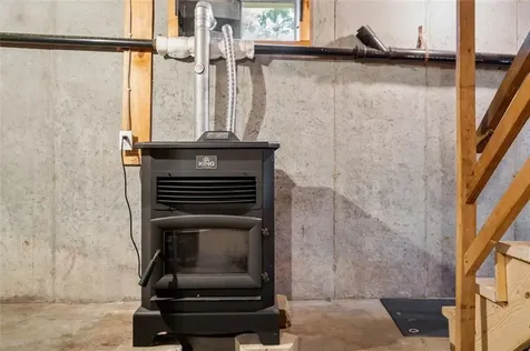 48 Shea Lane Burrillville RI 02859