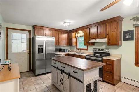 48 Shea Lane Burrillville RI 02859