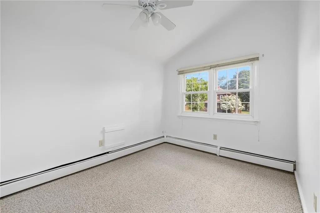 52 Pleasant View Road Warwick RI 02888