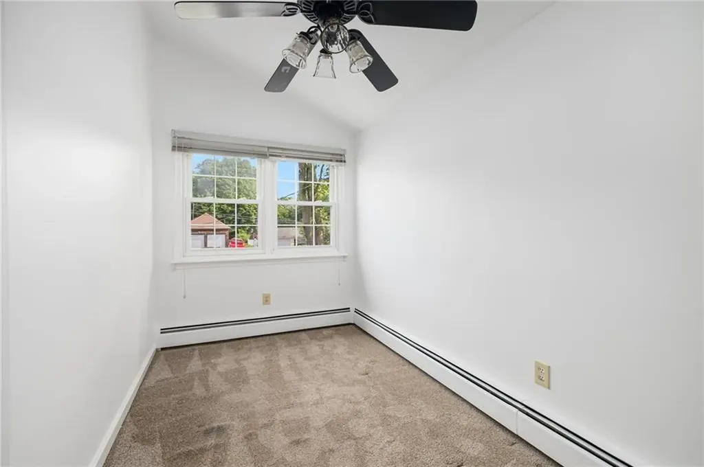 52 Pleasant View Road Warwick RI 02888