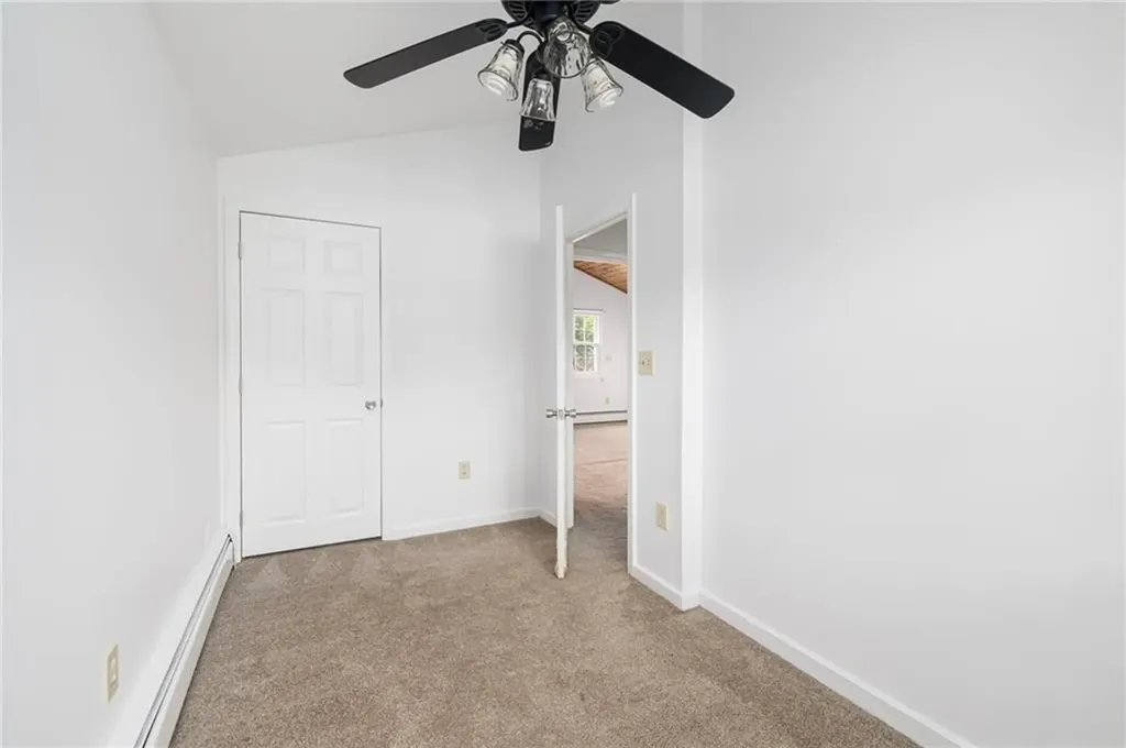 52 Pleasant View Road Warwick RI 02888