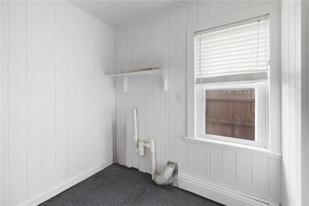 52 Pleasant View Road Warwick RI 02888
