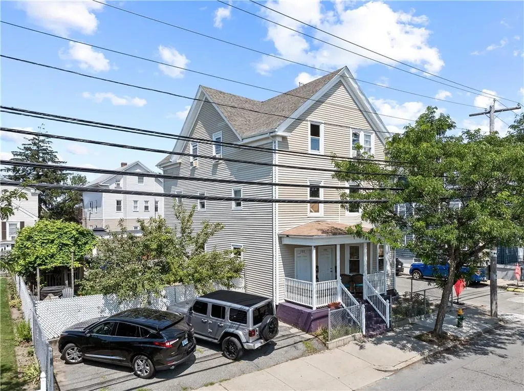 192 Silver Spring Street Providence RI 02904