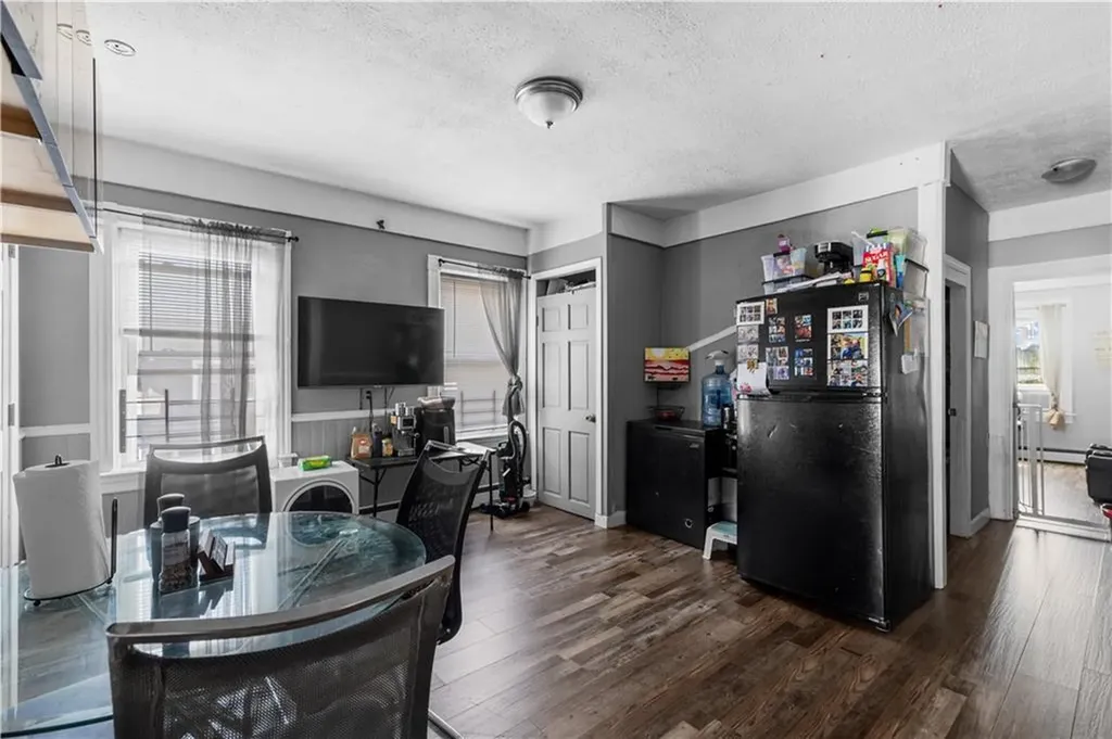 192 Silver Spring Street Providence RI 02904