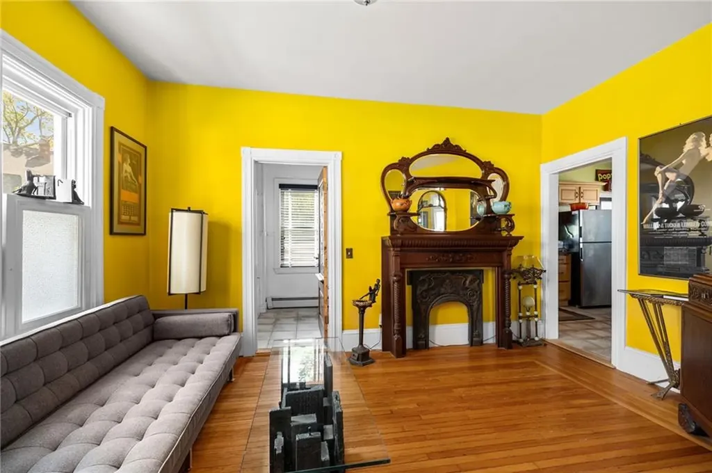 48 Wollaston Street Cranston RI 02910