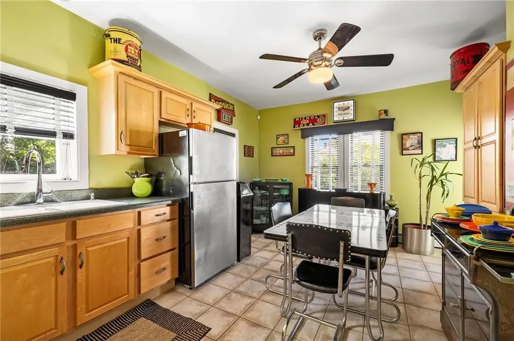 48 Wollaston Street Cranston RI 02910