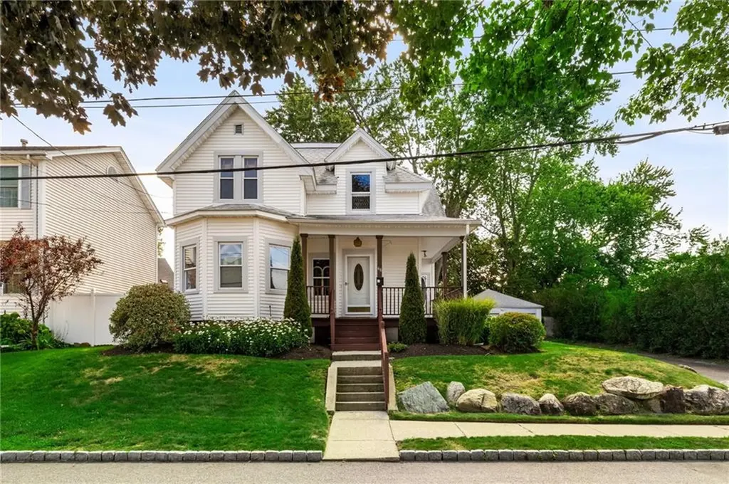 48 Wollaston Street Cranston RI 02910
