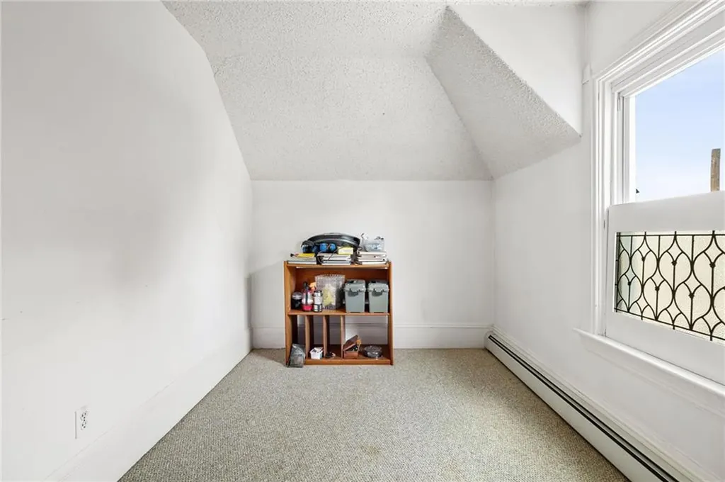 48 Wollaston Street Cranston RI 02910