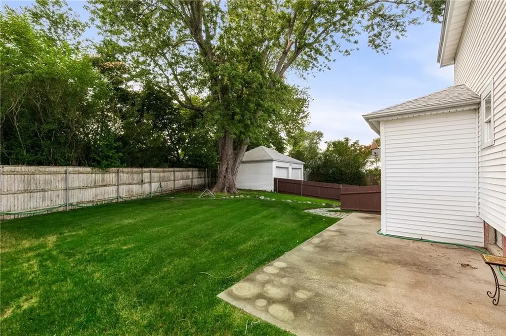 48 Wollaston Street Cranston RI 02910