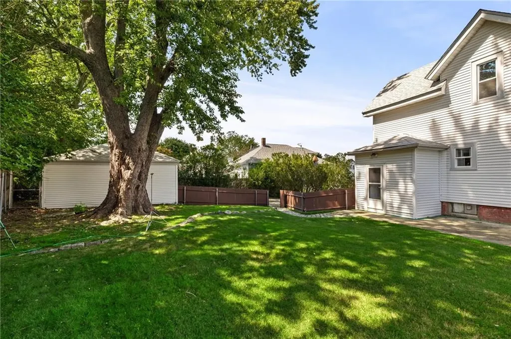 48 Wollaston Street Cranston RI 02910
