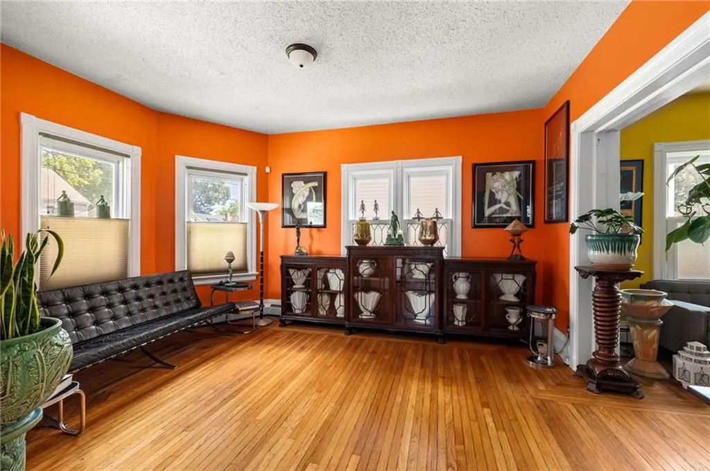 48 Wollaston Street Cranston RI 02910