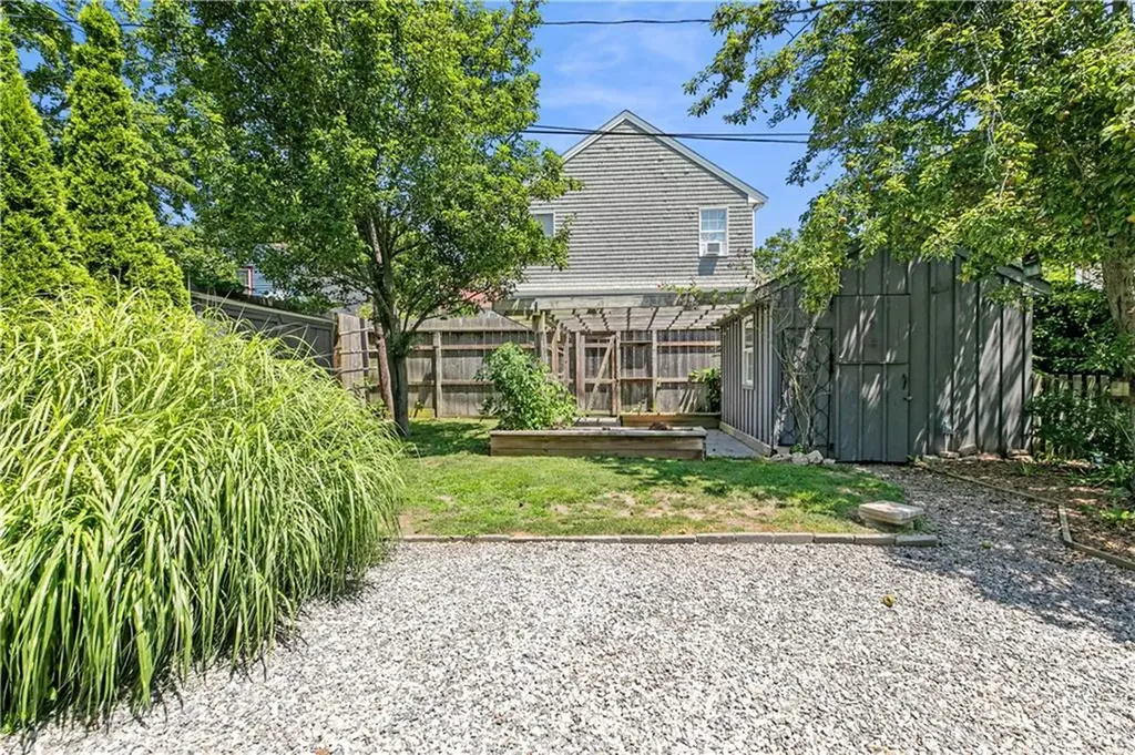 45 Burnside Avenue Newport RI 02840