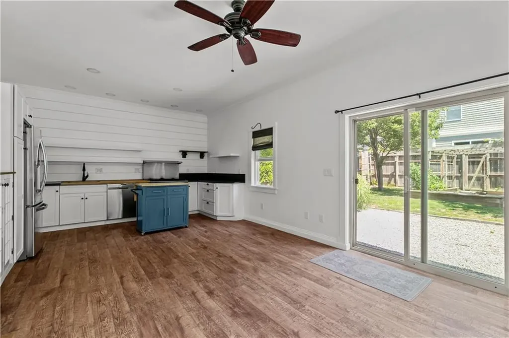 45 Burnside Avenue Newport RI 02840