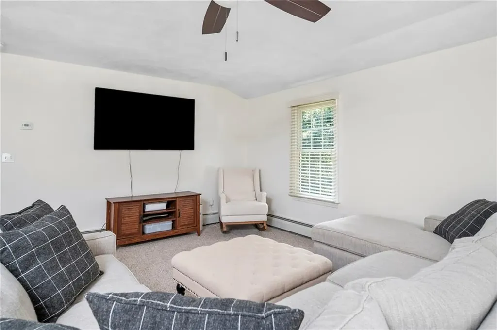 23 Aspen Lane Smithfield RI 02828