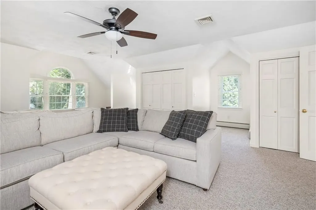 23 Aspen Lane Smithfield RI 02828