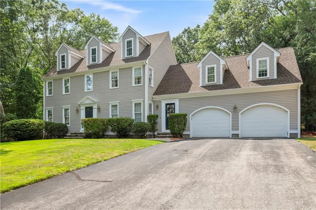 23 Aspen Lane Smithfield RI 02828