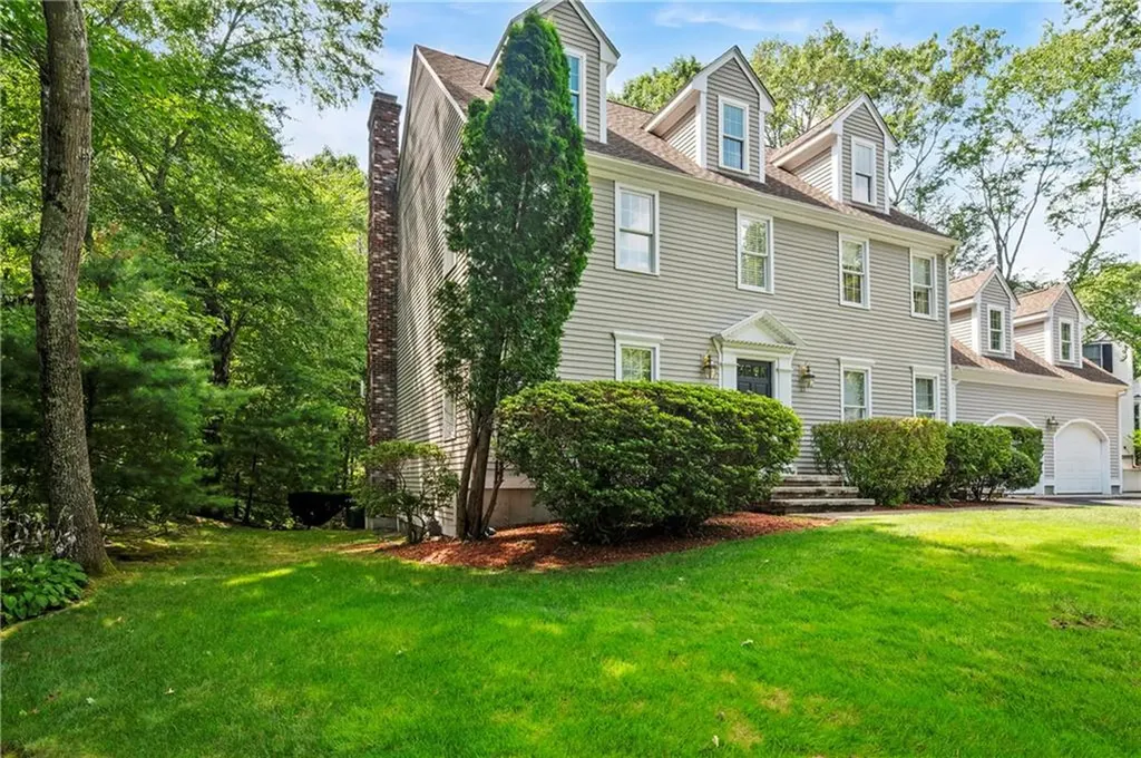 23 Aspen Lane Smithfield RI 02828