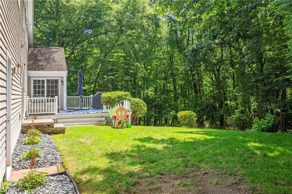 23 Aspen Lane Smithfield RI 02828