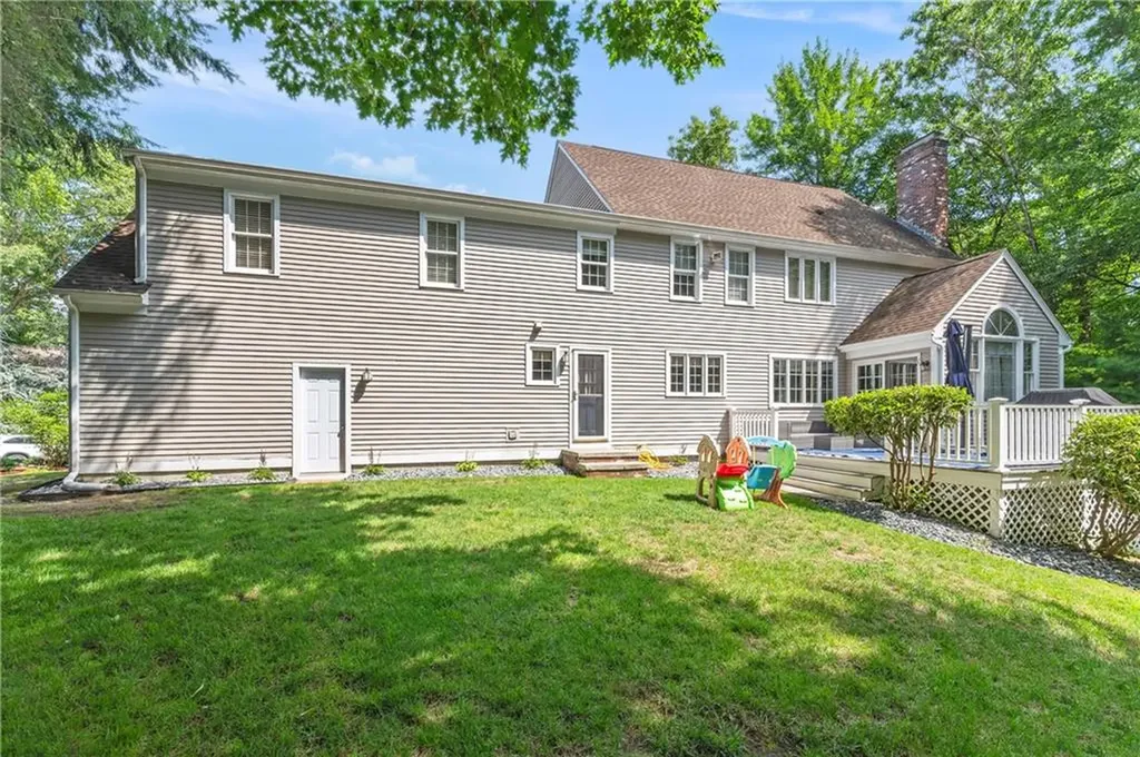 23 Aspen Lane Smithfield RI 02828