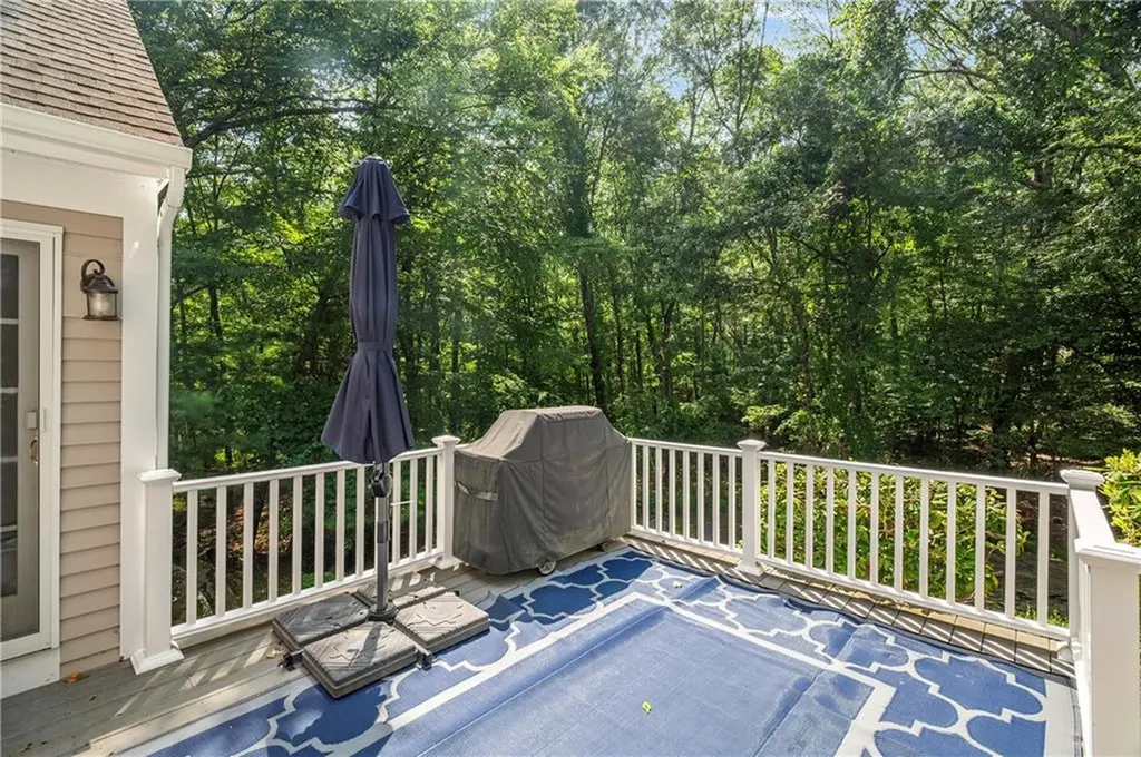 23 Aspen Lane Smithfield RI 02828