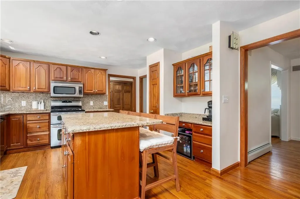 23 Aspen Lane Smithfield RI 02828
