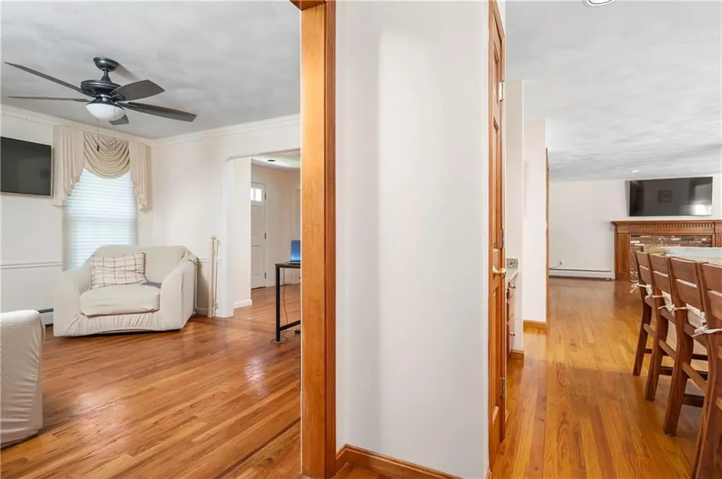 23 Aspen Lane Smithfield RI 02828