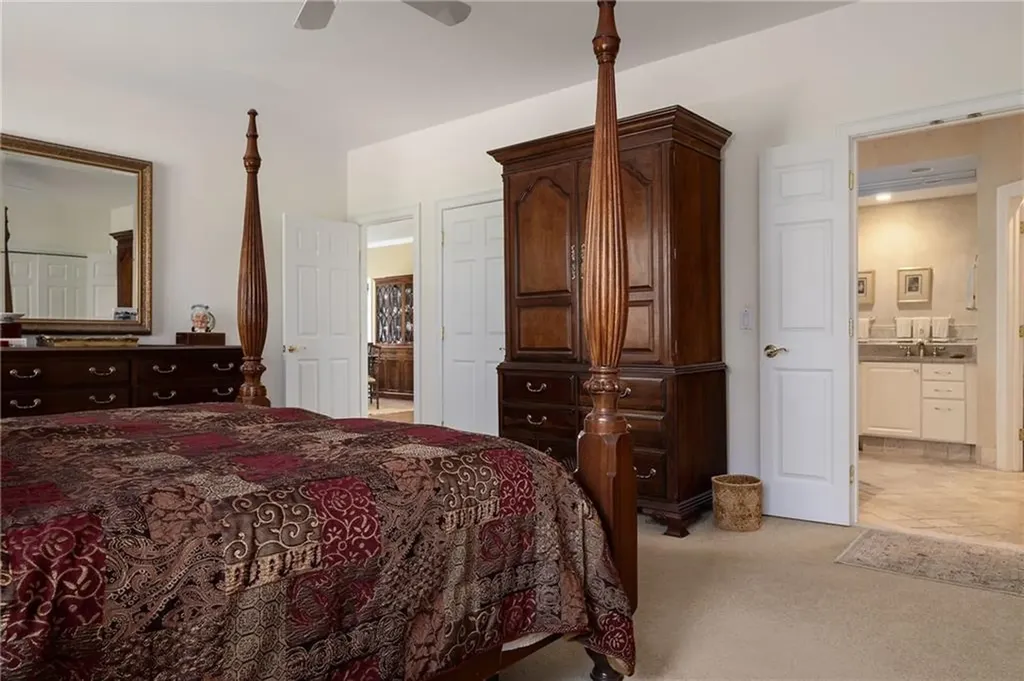 90 Woods Way North Kingstown RI 02852