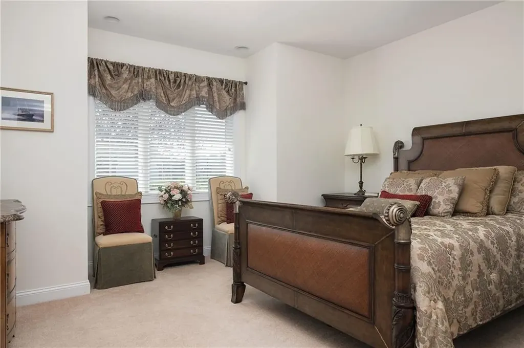 90 Woods Way North Kingstown RI 02852