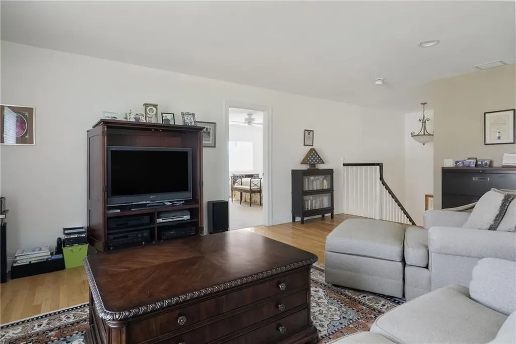 90 Woods Way North Kingstown RI 02852
