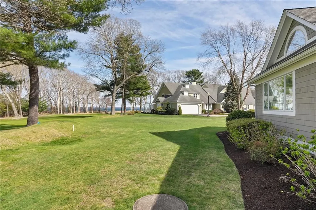 90 Woods Way North Kingstown RI 02852