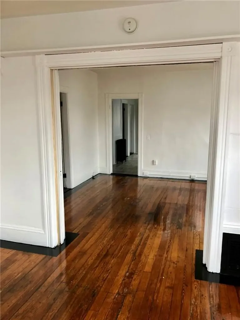 11 13 Wisdom Avenue Providence RI 02908