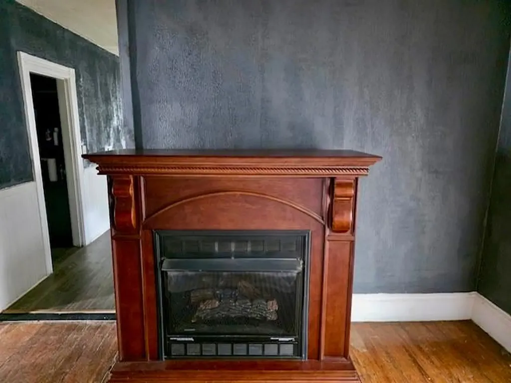 11 13 Wisdom Avenue Providence RI 02908