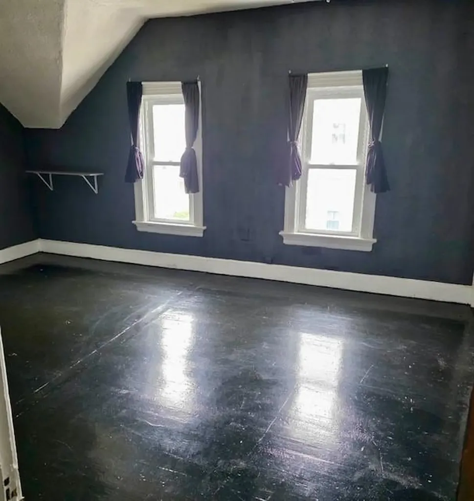 11 13 Wisdom Avenue Providence RI 02908
