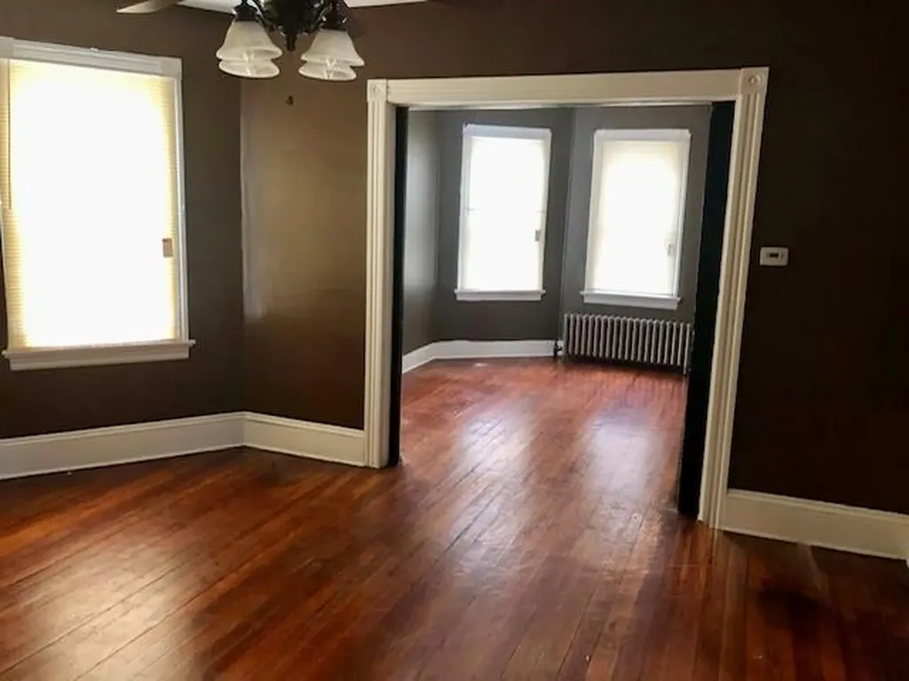 11 13 Wisdom Avenue Providence RI 02908